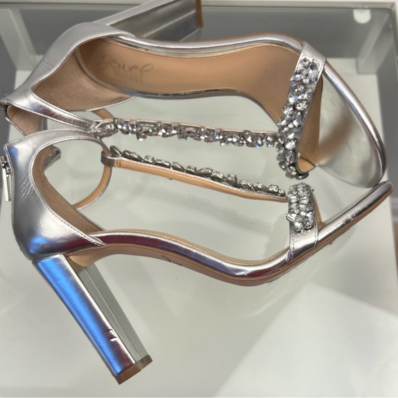 Jewel Badgley Mischka Silver Rhinestone High Heels Size 7.5 - Picture 16 of 16